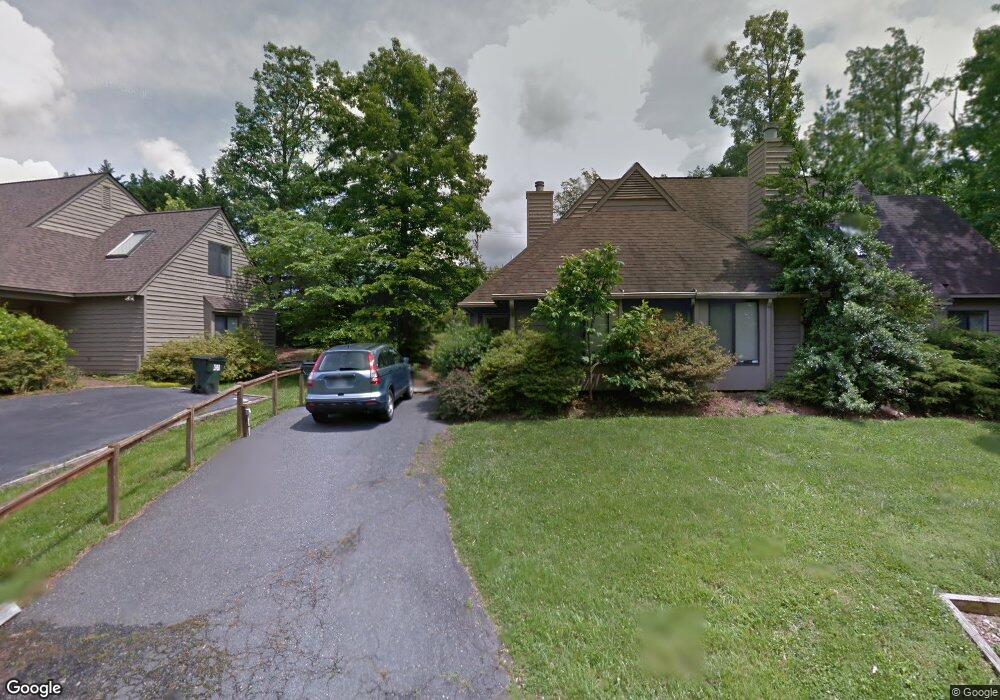 11 Ridgeview Cir, Charlottesville, VA 22902 - photo 1