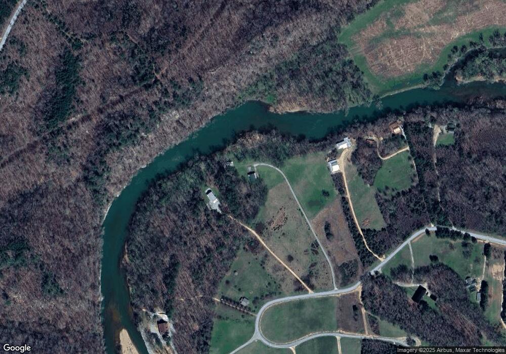 1114 Whitaker Bend Rd, Linden, TN 37096 - photo 1