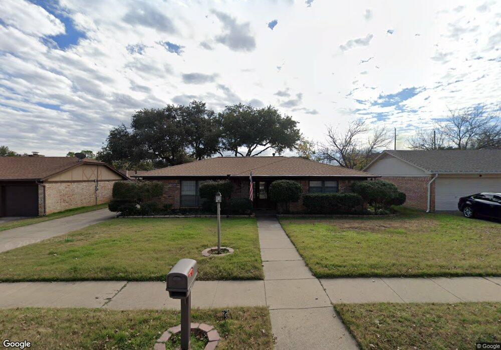 708 Spring Lake Dr, Bedford, TX 76021 - photo 1