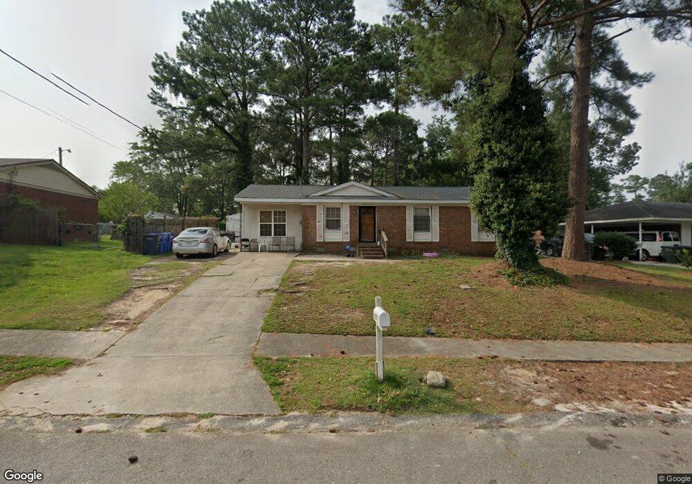 725 Burgoyne Dr, Fayetteville, NC 28314 - photo 1