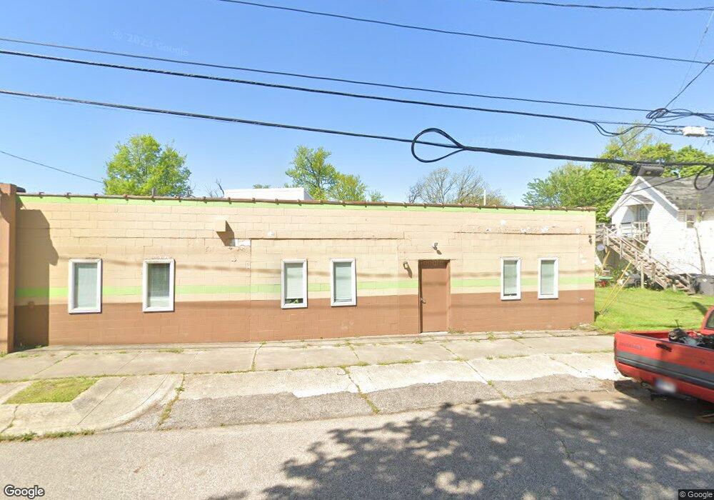 519 10th St, Elkhart, IN 46516 - photo 1