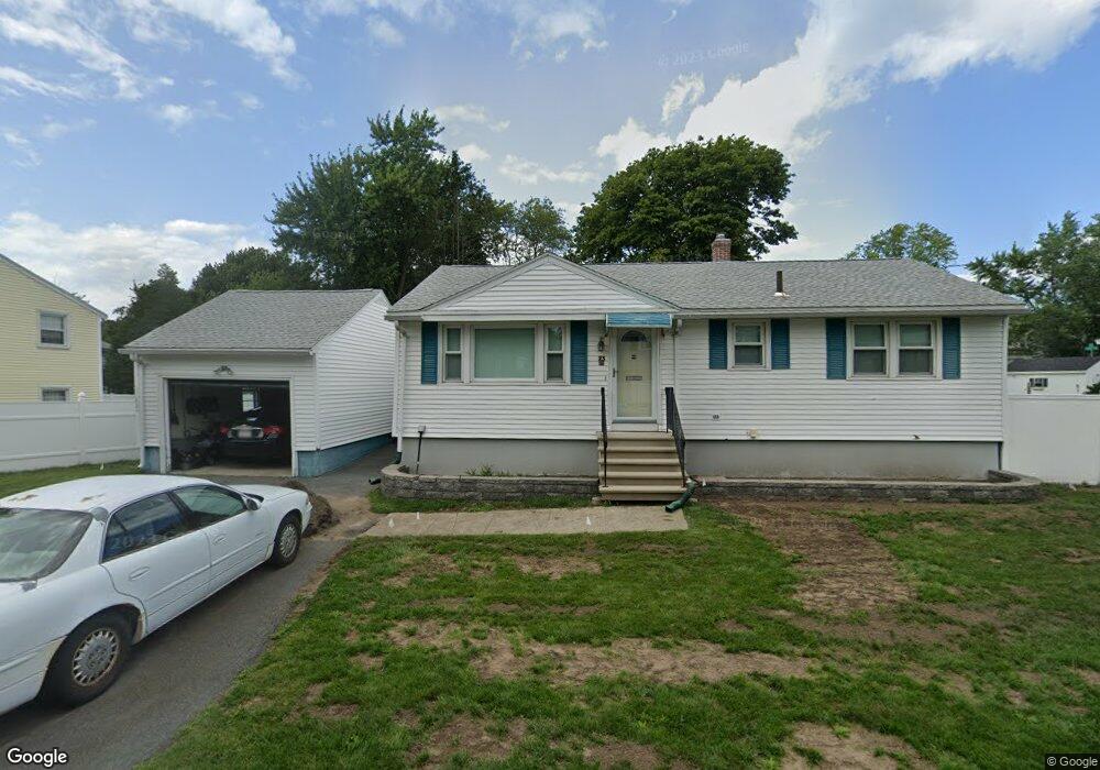 23 Crestshire Dr, Lawrence, MA 01843 - photo 1