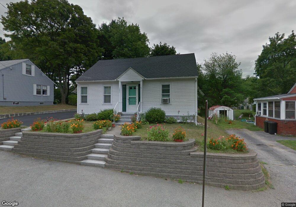 1057 Cilley Rd, Manchester, NH 03103 - photo 1