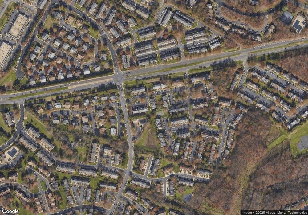 13977 Big Yankee Ln, Centreville, VA 20121 - photo 1