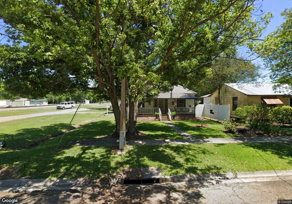 740 N 3rd St, Eunice, LA 70535 - photo 1