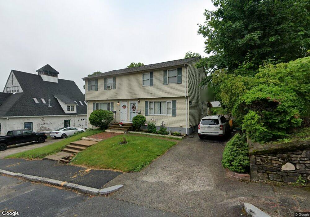 8 Pratt St, Worcester, MA 01609 - photo 1