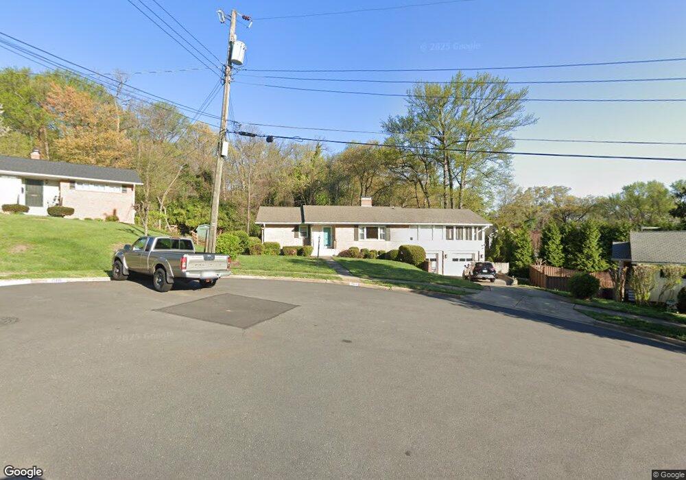 1504 Middlebury Dr, Alexandria, VA 22307 - photo 1