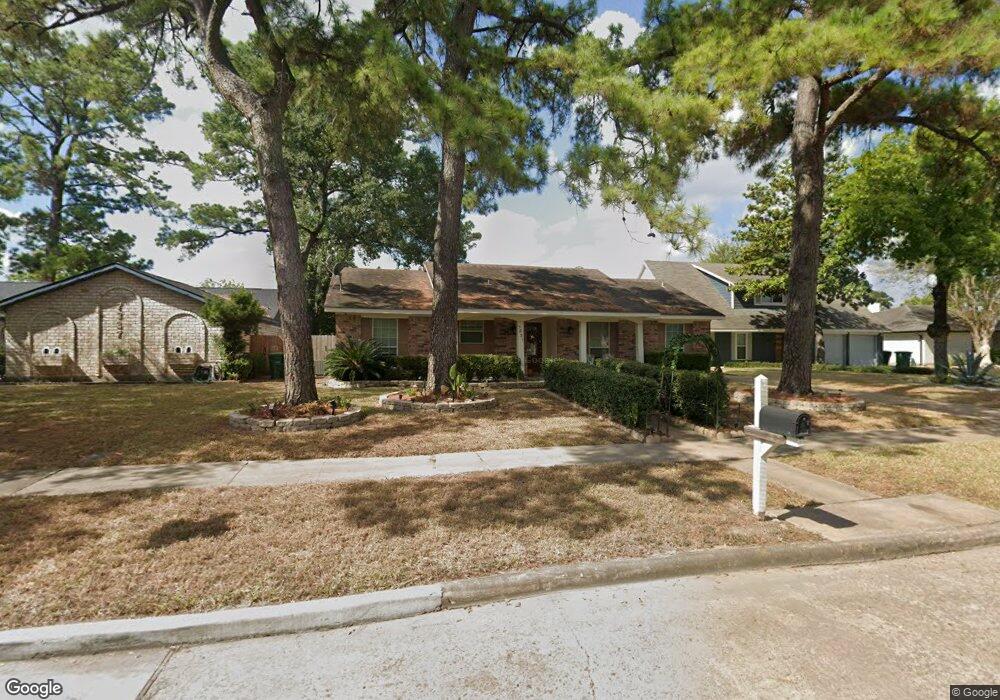 7331 Tall Pines Dr, Houston, TX 77088 - photo 1
