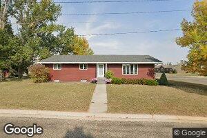 417 5th St NE, Kenmare, ND 58746