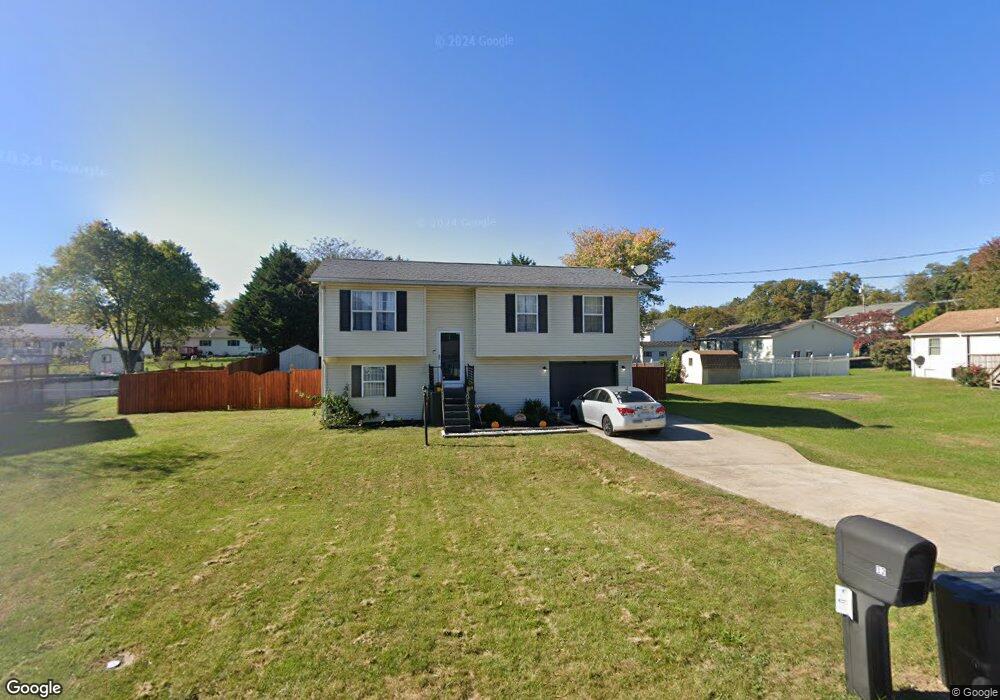 32 Declaration Dr, Inwood, WV 25428 - photo 1