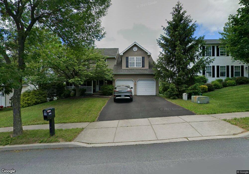 7079 Lincoln Dr, Macungie, PA 18062 - photo 1