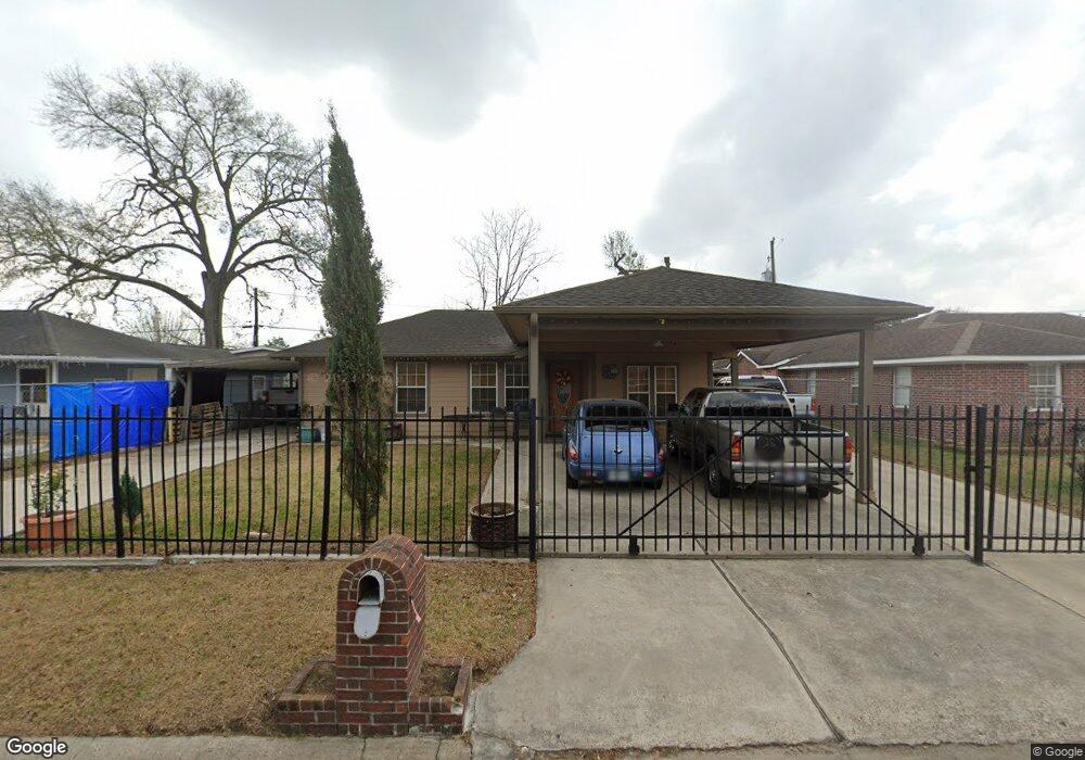 2920 Cricket Ln, Houston, TX 77093 - photo 1