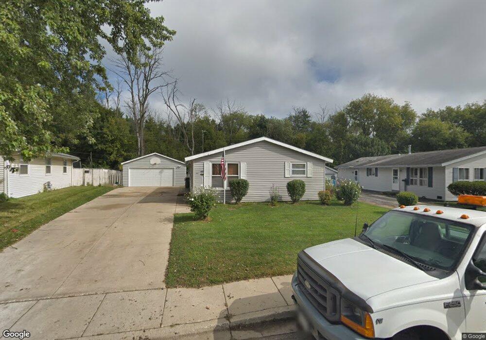 142 Sioux Ave, Carpentersville, IL 60110 - photo 1