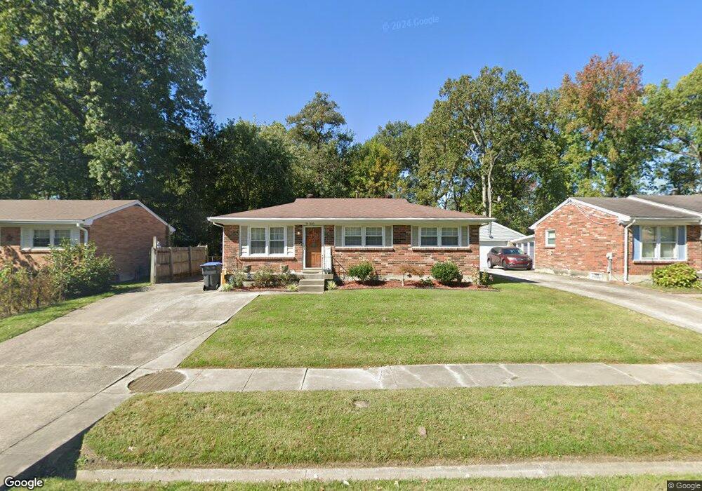 9310 Pagoda Dr, Louisville, KY 40229 - photo 1