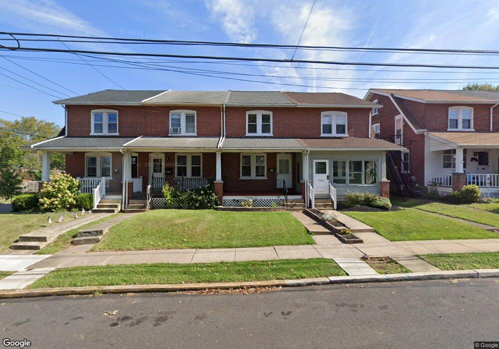 737 W 3rd St, Lansdale, PA 19446 - photo 1