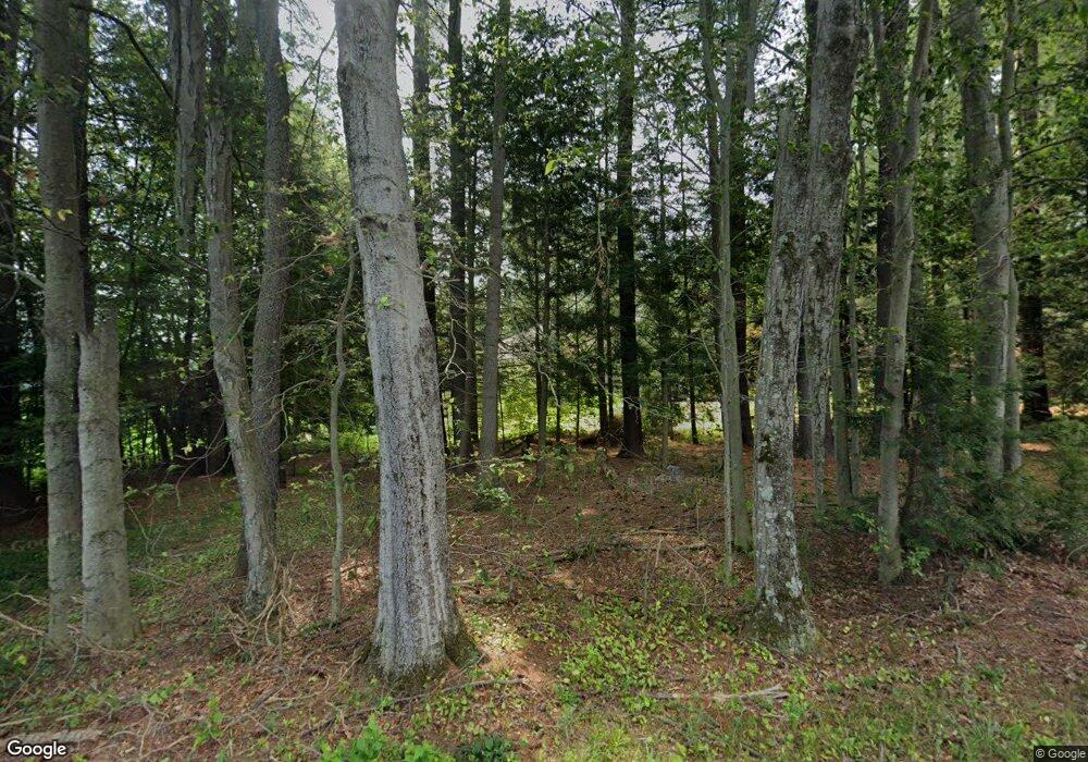 5 Dunbar Rd, Shelburne Falls, MA 01370 - photo 1