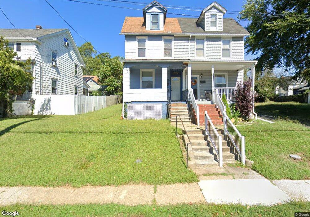 3704 Parkside Dr, Baltimore, MD 21206 - photo 1