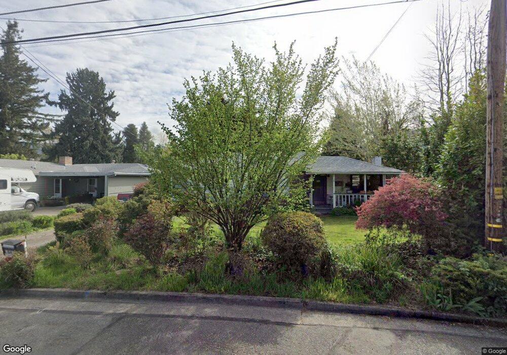 1049 SE Clarey Ave, Grants Pass, OR 97526 - photo 1
