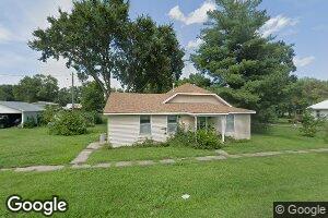 218 W 3rd St, Hale, MO 64643