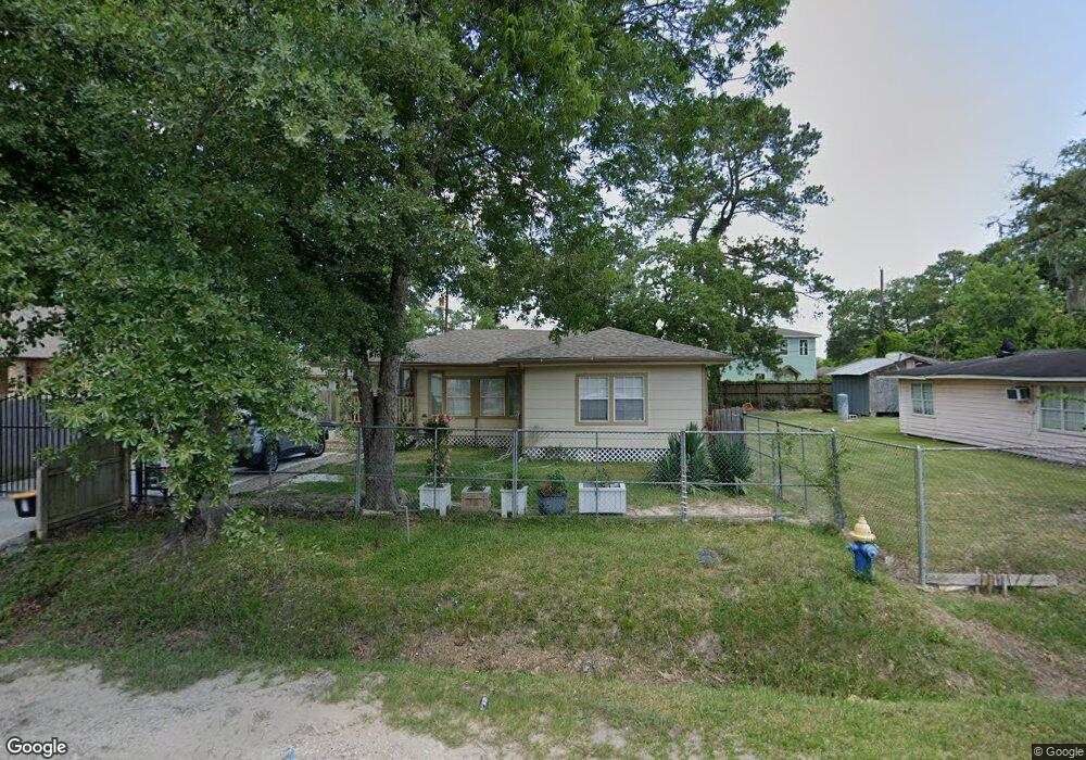 2448 Carmel St, Houston, TX 77091 - photo 1