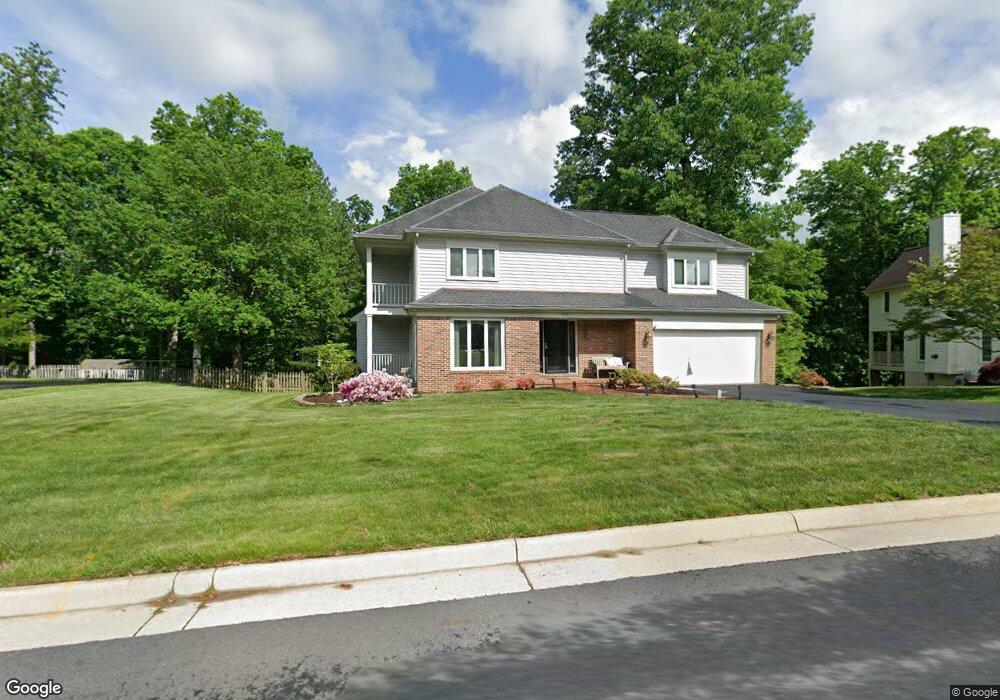 8921 Cross Chase Cir, Lorton, VA 22079 - photo 1