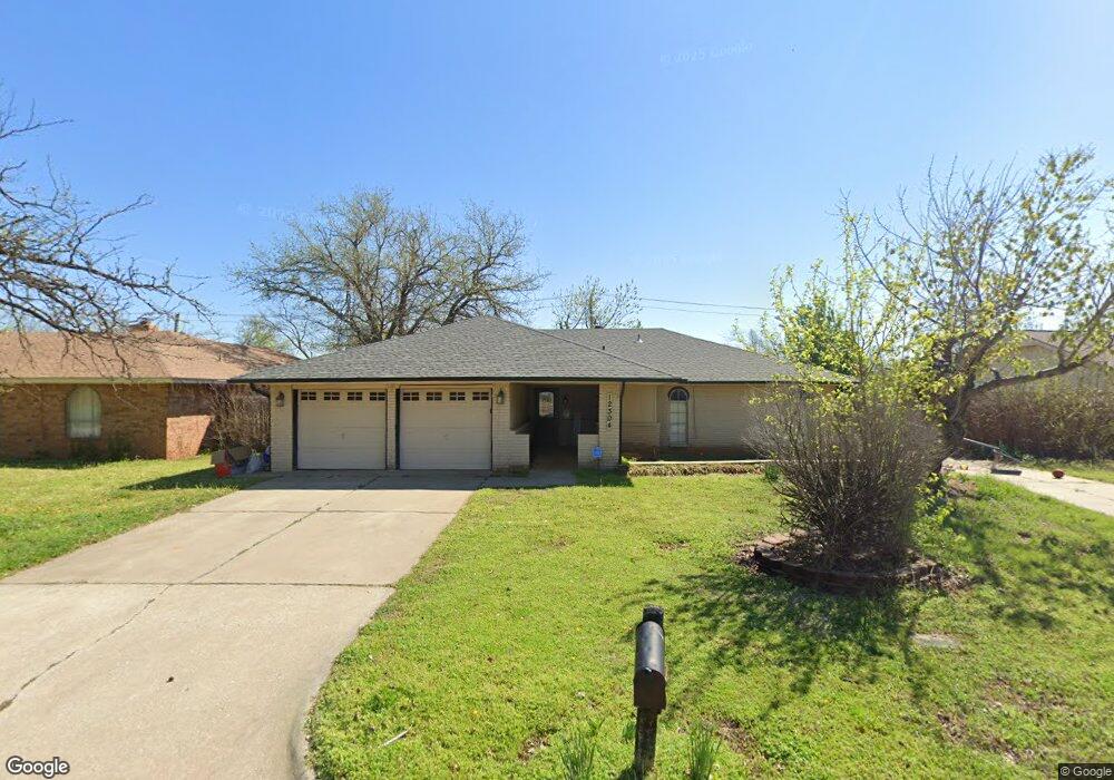 12304 Springwood Dr, Oklahoma City, OK 73120 - photo 1