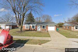 719 W Lake Ave, New Carlisle, OH 45344
