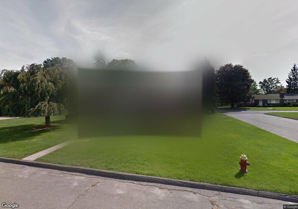 5 Fanjoy Dr, Chicopee, MA 01013 - photo 1