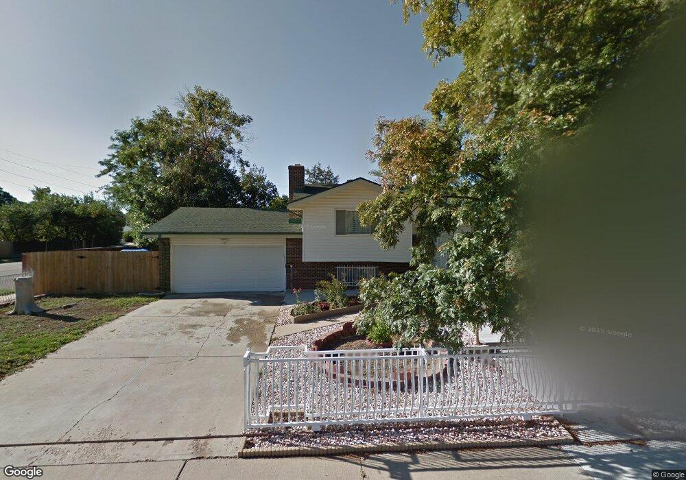 12098 E Virginia Place, Aurora, CO 80012 - photo 1