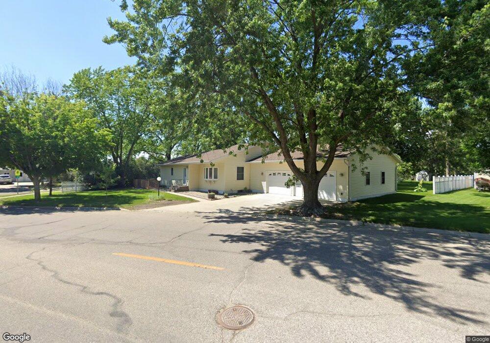 717 Westwood Dr SW, Alexandria, MN 56308 - photo 1