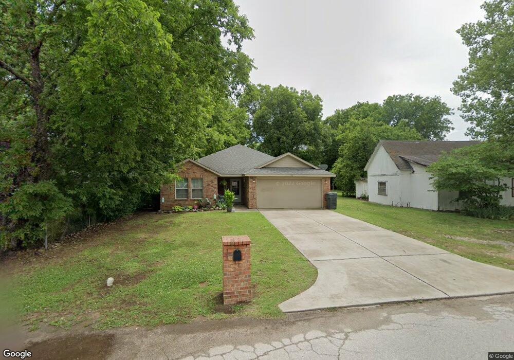 112 9th Ave NE, Ardmore, OK 73401 - photo 1