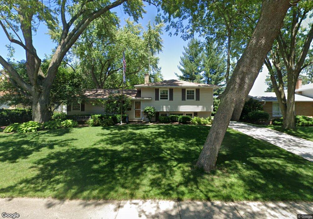 1012 Catalpa Ln, Naperville, IL 60540 - photo 1