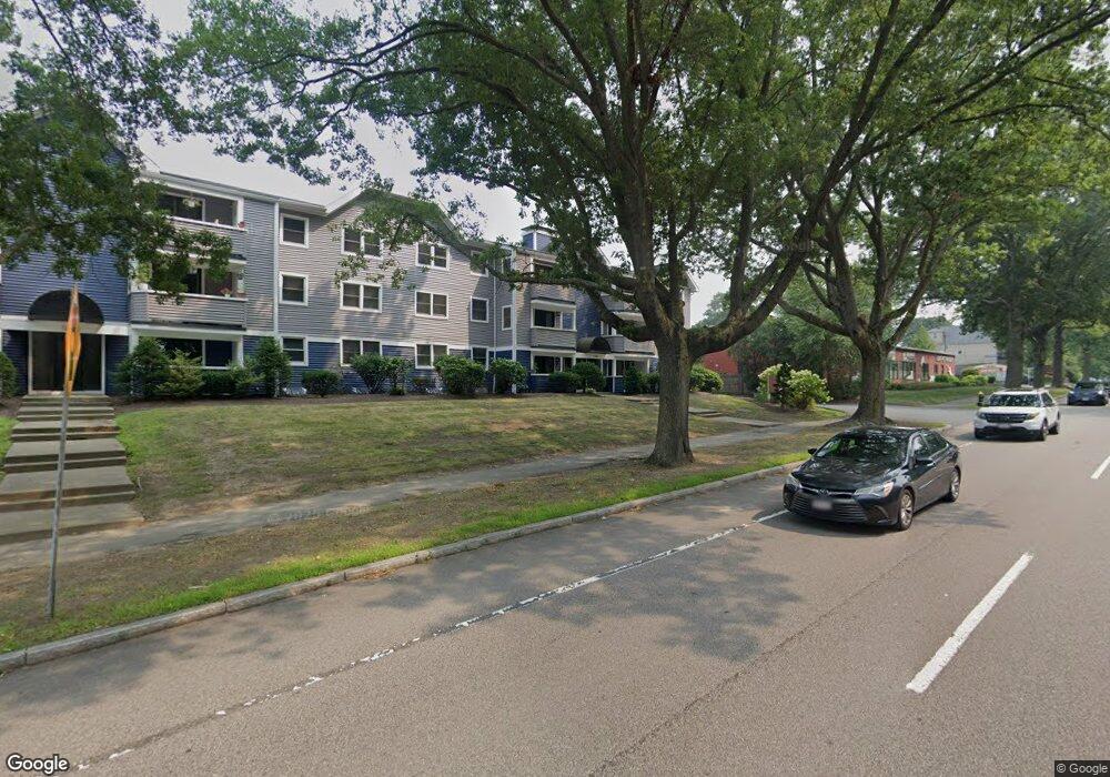 1212 Vfw Pkwy unit 1, West Roxbury, MA 02132 - photo 1