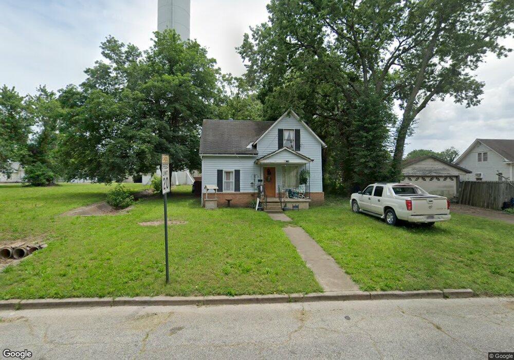 1818 Chess Ave, Parsons, KS 67357 - photo 1