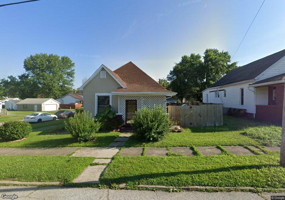 106 W Walnut St, Washington, IN 47501 - photo 1