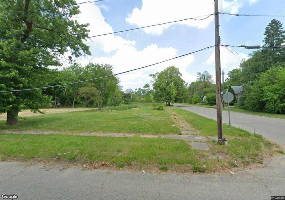 1655 Dakota Ave, Flint, MI 48506 - photo 1