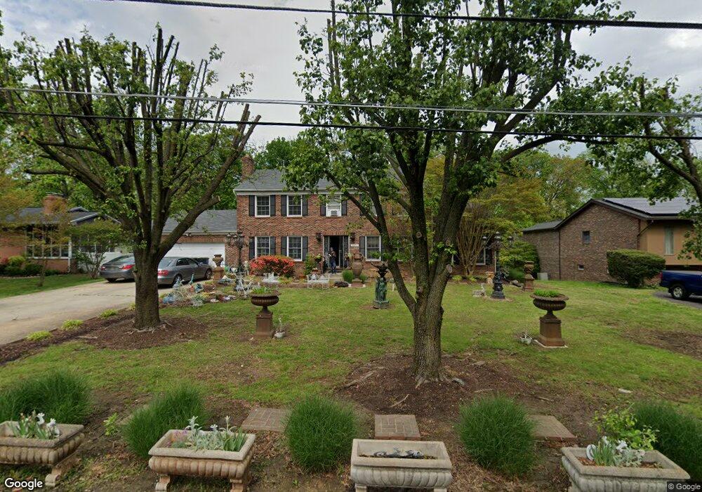 4906 Woodland Blvd, Oxon Hill, MD 20745 - photo 1