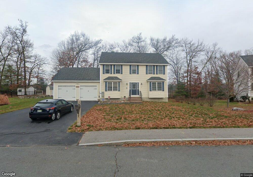32 Cart Path Rd, Dracut, MA 01826 - photo 1