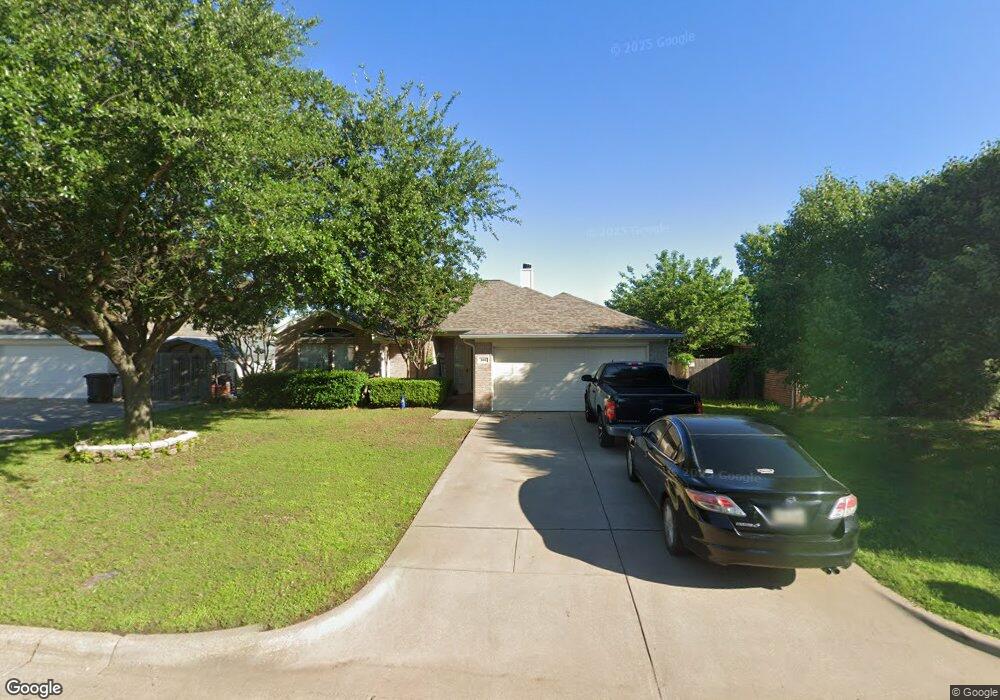 306 Preston Dr, Cleburne, TX 76033 - photo 1