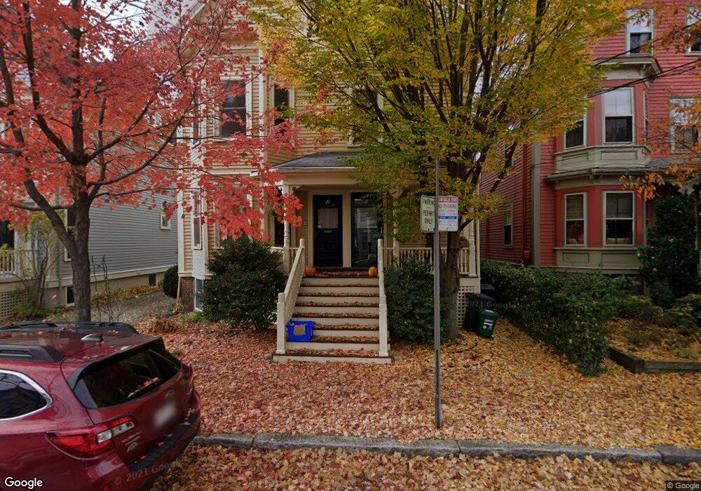 81 Antrim St unit 2 81, Cambridge, MA 02139 - photo 1
