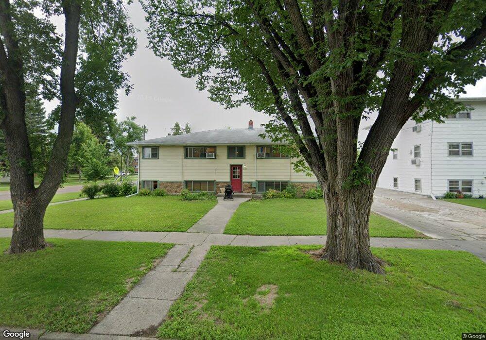 2829 9th St N, Fargo, ND 58102 - photo 1