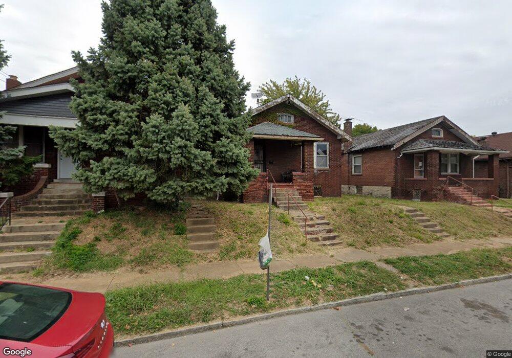 4745 Lee Ave, Saint Louis, MO 63115 - photo 1