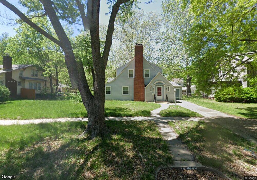 1427 SW MacVicar Ave, Topeka, KS 66604 - photo 1