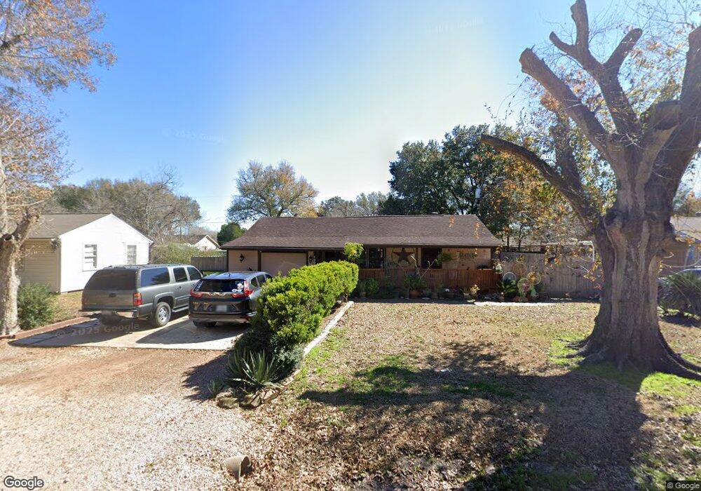1607 Marilyn St, Rosenberg, TX 77471 - photo 1