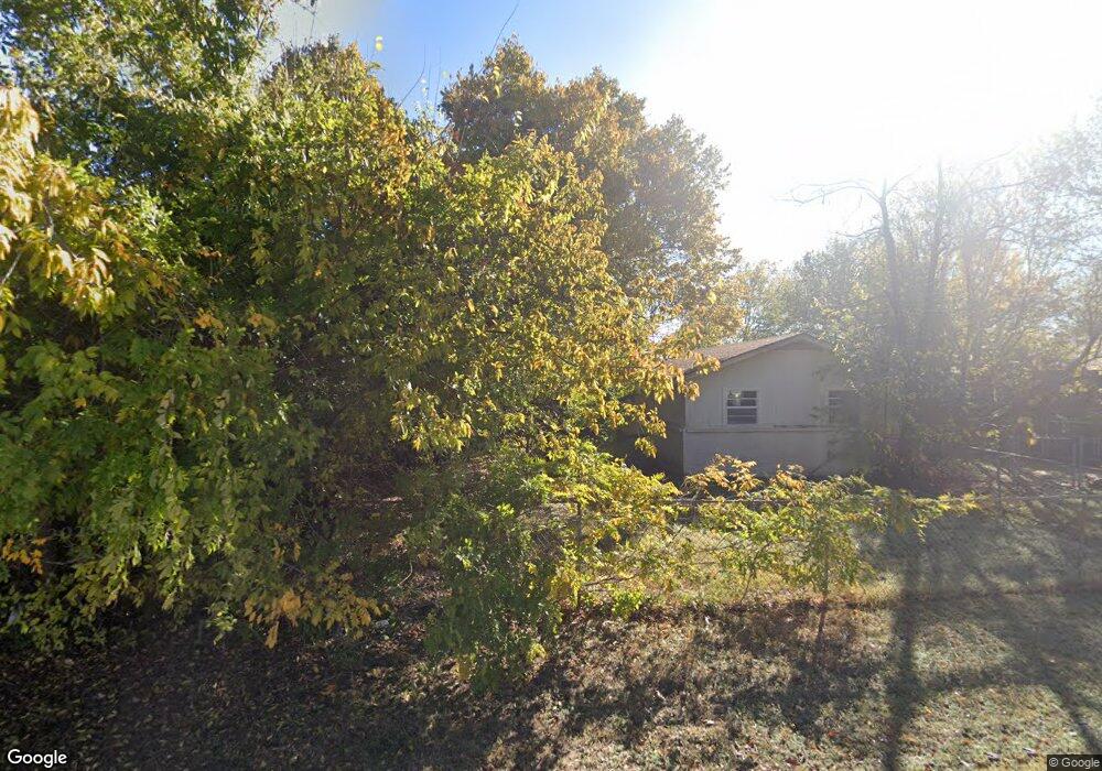 338 Patricia Ln, Bedford, TX 76022 - photo 1