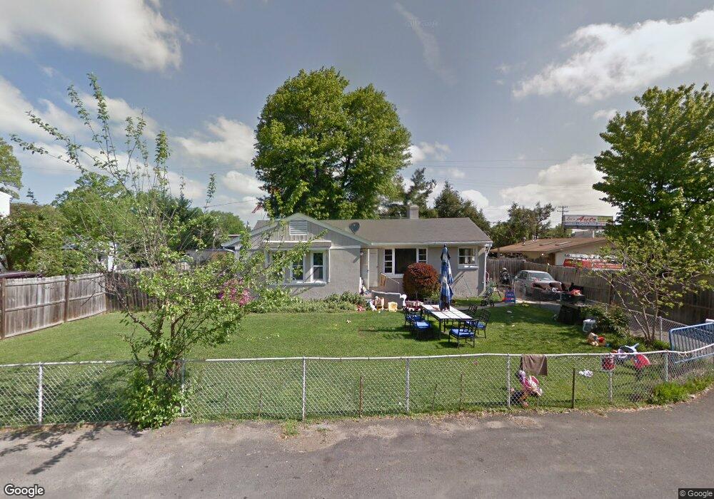 6134 6130 Marshall Dr, Lake Barcroft, VA 22041 - photo 1