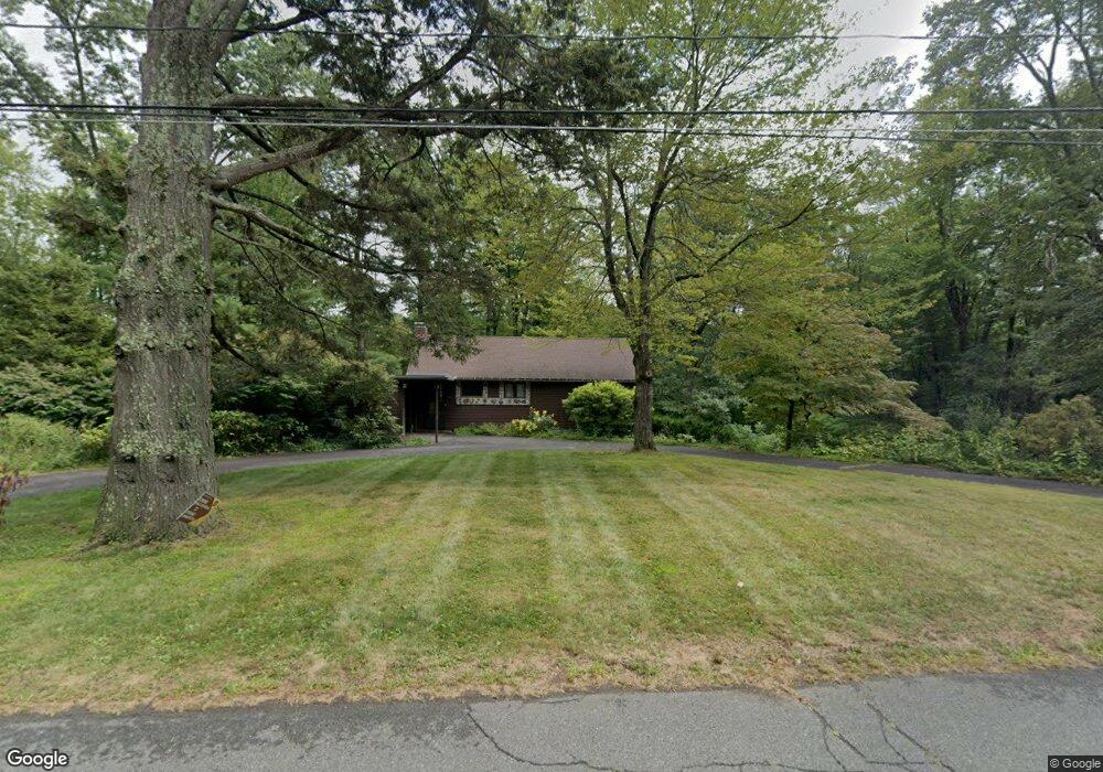 63 Red Gate Ln, Amherst, MA 01002 - photo 1