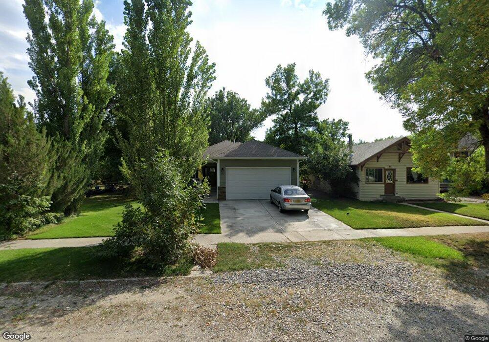 21 W 2nd Ave N, Columbus, MT 59019 - photo 1