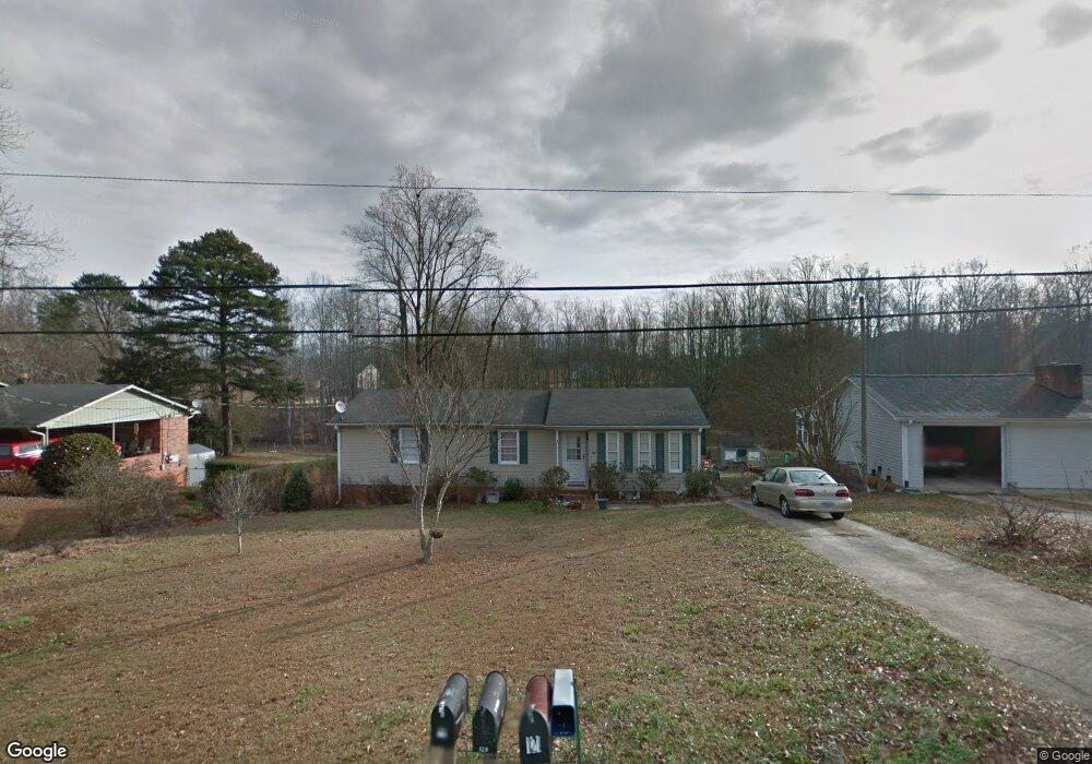 121 E Scenic Ln, Travelers Rest, SC 29690 - photo 1