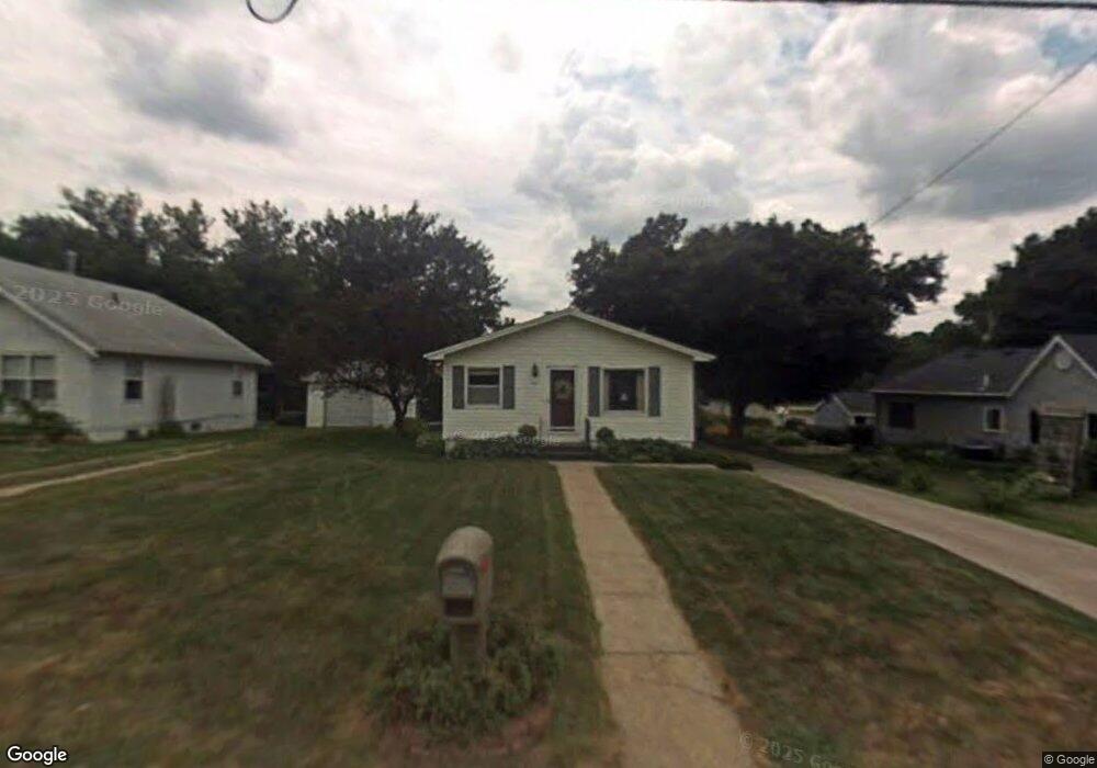 302 E Nishna Rd, Shenandoah, IA 51601 - photo 1